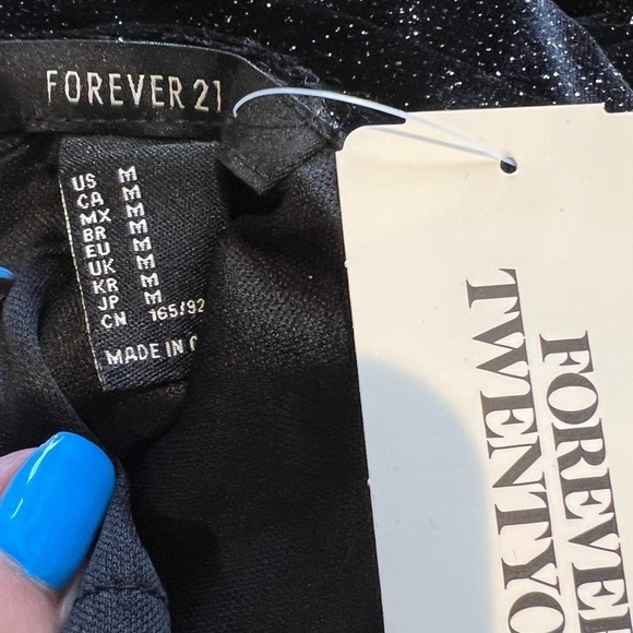 Forever 21 Black/Silver Mini Dress
Size Medium‎ NWT - Picture 6 of 8